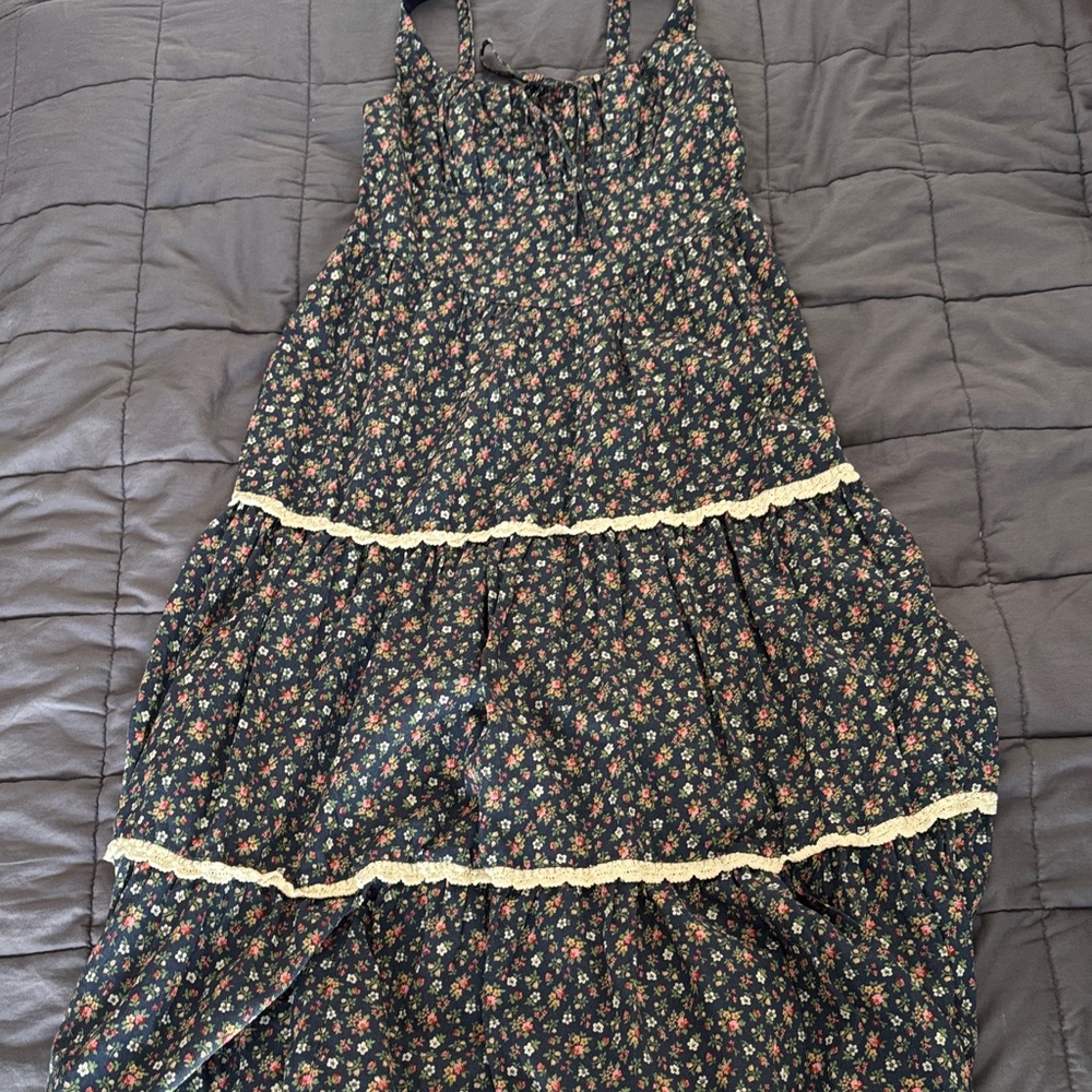 Floral Sleeveless Dress with Lace Trim